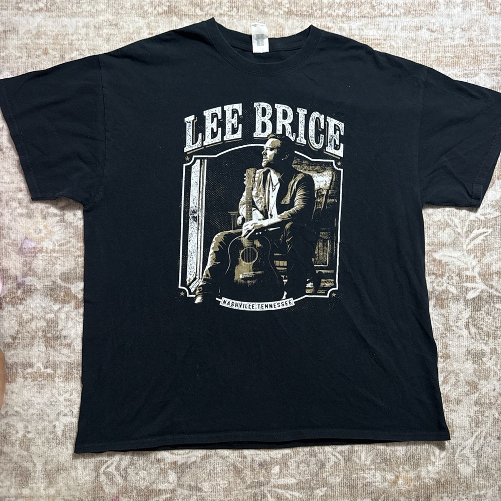 Gildan Black Graphic T-Shirt